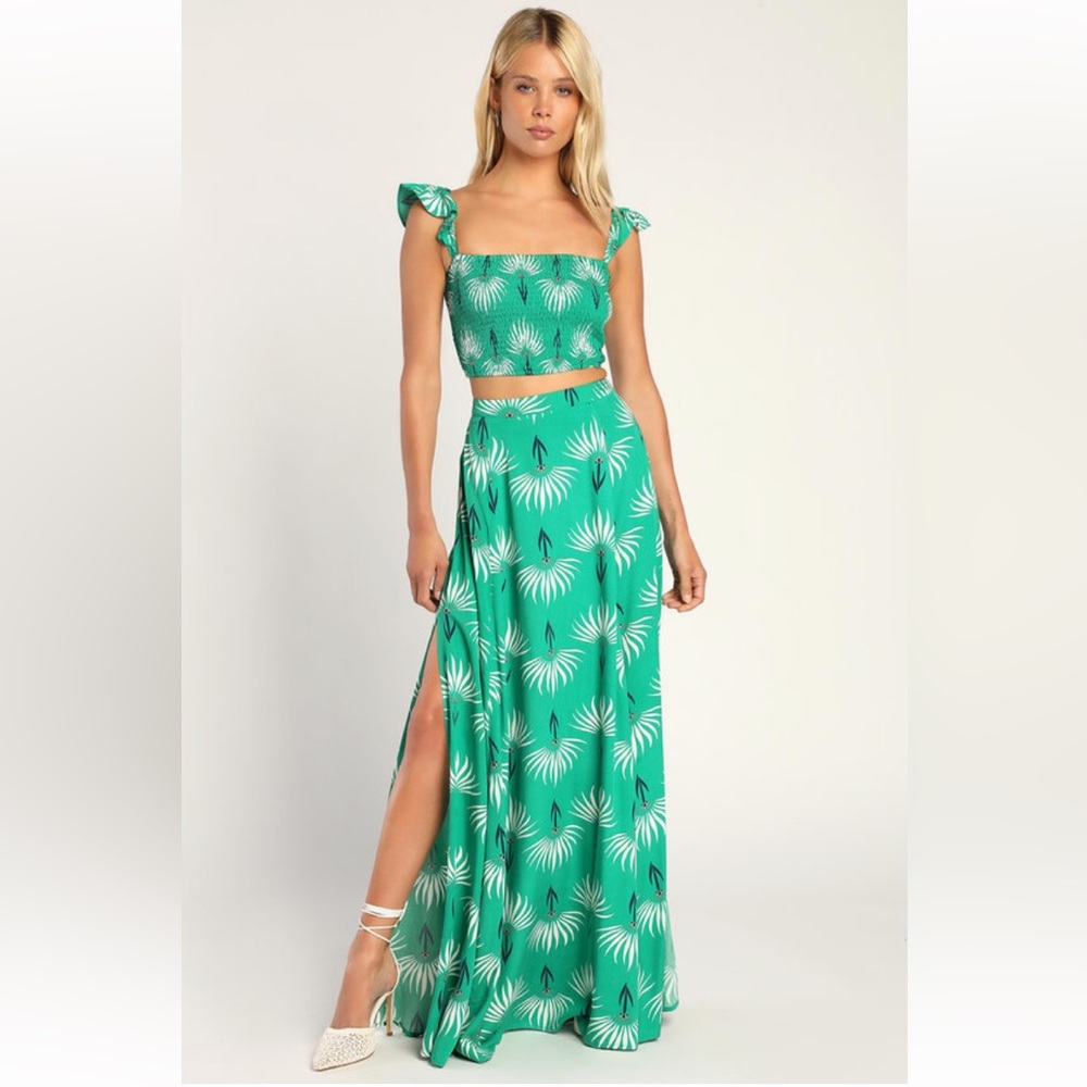 Lulus green two piece set